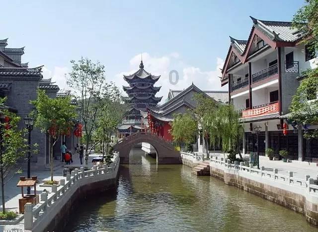 虫虫助手下载